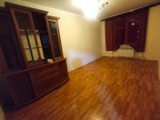 Satılır 2 otaqlı 65 m2 köhnə tikili Əhmədli m.