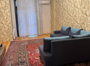 İcarəyə verilir 3 otaqlı 135 m2 yeni tikili 28 May m.