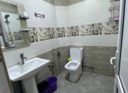 İcarəyə verilir 2 otaqlı 69 m2 köhnə tikili Milli Məclis