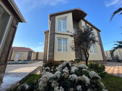 Satılır 4 otaqlı 206 m2 bağ evi Sea Breeze Resort