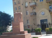 Satılır 3 otaqlı 65 m2 köhnə tikili Nizami m.