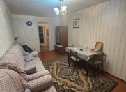 Satılır 3 otaqlı 50 m2 köhnə tikili Elmlər Akademiyası m.