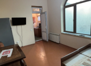 İcarəyə verilir 1 otaqlı 44 m2 köhnə tikili Həzi Aslanov m.