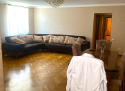 Satılır 3 otaqlı 97 m2 köhnə tikili Gənclik m.