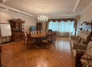 Satılır 3 otaqlı 170 m2 yeni tikili 28 May m.