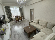 Satılır 3 otaqlı 130 m2 yeni tikili Yasamal r.