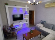 Satılır 2 otaqlı 50 m2 köhnə tikili Xalqlar Dostluğu m.