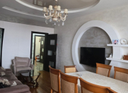 Satılır 3 otaqlı 100 m2 yeni tikili Elmlər Akademiyası m.