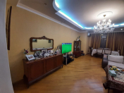 Satılır 3 otaqlı 152 m2 yeni tikili 28 May m.