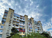 Satılır 2 otaqlı 65 m2 köhnə tikili Həzi Aslanov m.