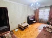 Satılır 3 otaqlı 75 m2 köhnə tikili 8 Noyabr m.