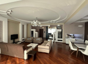 İcarəyə verilir 4 otaqlı 215 m2 yeni tikili 28 May m.