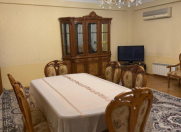 İcarəyə verilir 3 otaqlı 180 m2 yeni tikili 28 May m.