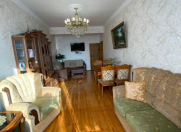 Satılır 2 otaqlı 60 m2 yeni tikili Memar Əcəmi m.