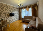 Satılır 3 otaqlı 120 m2 yeni tikili Bakı