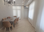 İcarəyə verilir 2 otaqlı 90 m2 yeni tikili 28 May m.