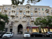 İcarəyə verilir 3 otaqlı 120 m2 köhnə tikili Fontanlar bağı