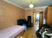 Satılır 3 otaqlı 90 m2 köhnə tikili 8 km