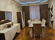 Satılır 4 otaqlı 185 m2 yeni tikili Nəriman Nərimanov m.