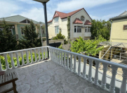 Satılır 6 otaqlı 256 m2 həyət evi Binəqədi r.