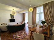 Satılır 3 otaqlı 140 m2 yeni tikili Gənclik m.