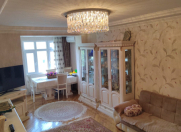 Satılır 4 otaqlı 95 m2 köhnə tikili Xalqlar Dostluğu m.