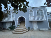 Satılır 3 otaqlı 130 m2 həyət evi Nübar