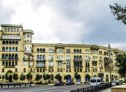 Satılır 3 otaqlı 130 m2 köhnə tikili İçəri Şəhər m.