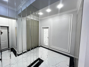 Satılır 2 otaqlı 77 m2 yeni tikili Qara Qarayev m.