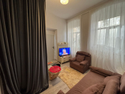 Satılır 1 otaqlı 30 m2 köhnə tikili 28 May m.