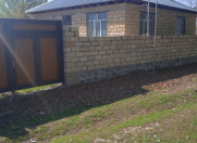 Satılır 4 otaqlı 100 m2 həyət evi Şəki