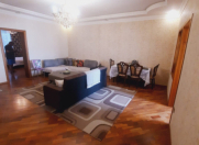 Satılır 3 otaqlı 100 m2 köhnə tikili Nizami m.