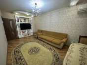 Satılır 4 otaqlı 100 m2 köhnə tikili Xətai r.