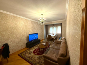 Satılır 3 otaqlı 90 m2 köhnə tikili Azadlıq prospekti m.