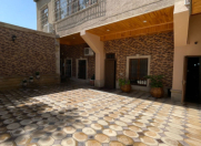 Satılır 6 otaqlı 250 m2 bağ evi Nəsimi m.