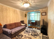 Satılır 2 otaqlı 60 m2 köhnə tikili Gənclik m.