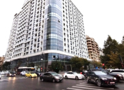 İcarəyə verilir 1 otaqlı 142 m2 obyekt 28 May m.