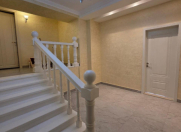 İcarəyə verilir 2 otaqlı 130 m2 yeni tikili Həzi Aslanov m.