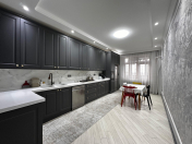Satılır 3 otaqlı 136 m2 yeni tikili Neftçilər m.