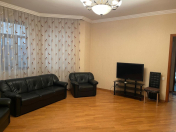 İcarəyə verilir 2 otaqlı 70 m2 yeni tikili Azadlıq prospekti m.