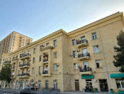 Satılır 3 otaqlı 90 m2 köhnə tikili Həzi Aslanov