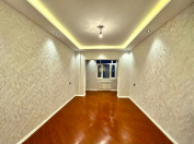 Satılır 2 otaqlı 65 m2 köhnə tikili Xətai r.