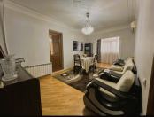 Satılır 4 otaqlı 115 m2 köhnə tikili Astara