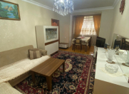 Satılır 2 otaqlı 60 m2 köhnə tikili Gənclik m.