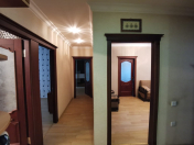 İcarəyə verilir 5 otaqlı 120 m2 köhnə tikili Xalqlar Dostluğu m.