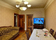 Satılır 3 otaqlı 75 m2 köhnə tikili Flame Towers