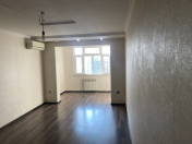Satılır 2 otaqlı 50 m2 köhnə tikili Neftçilər m.