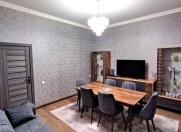 Satılır 2 otaqlı 60 m2 köhnə tikili İçəri Şəhər m.