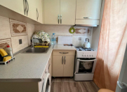 Satılır 1 otaqlı 37 m2 köhnə tikili Elmlər Akademiyası m.