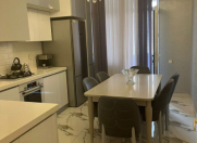 Satılır 3 otaqlı 100 m2 yeni tikili Gənclik m.